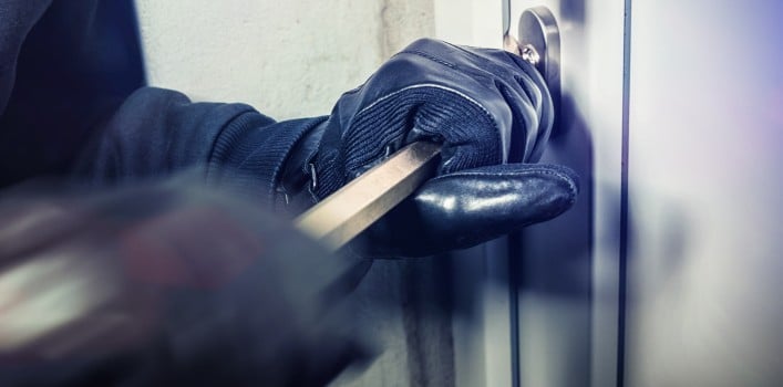 Einbruchsversuch an einer Tür
