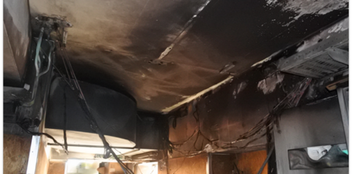 Gewerbefläche mit Schäden